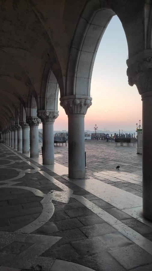 Bridge Hotel Venise